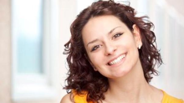 سر البشرة النضرة هو السعادة الزوجية