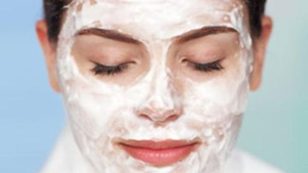 الاقنعة مفيدة وضرورية للتخلص من الخلايا الميتة