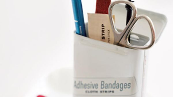 ادوات العناية وإصلاح المشاكل