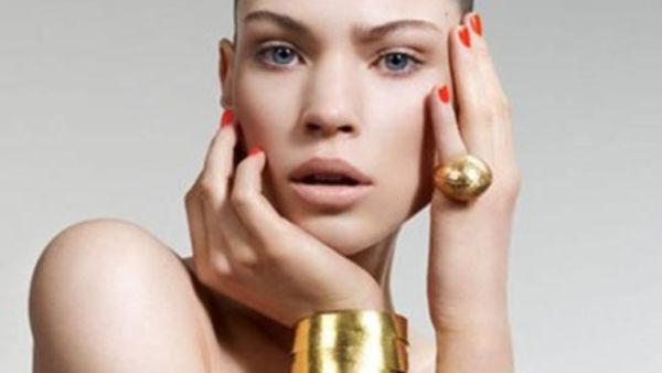 4 خطوات سهلة لماكياج أكثر ثباتا