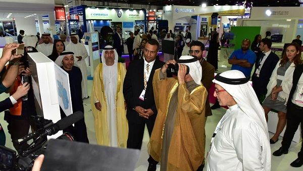 His Highness Sheikh Hasher bin Maktom visit du's stand on Day One of CABSAT 2018 His Highness Sheikh Hasher bin Maktom visit du's stand on Day One of CABSAT 2018