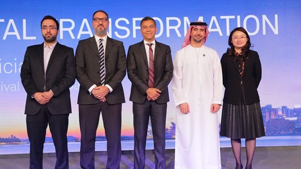 افتتاح المختبر في إطار برنامج "هواوي" العالمي لمختبرات الابتكار المفتوحة (OpenLab) افتتاح المختبر في إطار برنامج "هواوي" العالمي لمختبرات الابتكار المفتوحة (OpenLab)