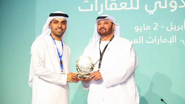 Abdulziz Bukhatir, Deputy CEO, Jumeirah Golf Estates , Sultan Butti bin Mejren, Director General of DLD