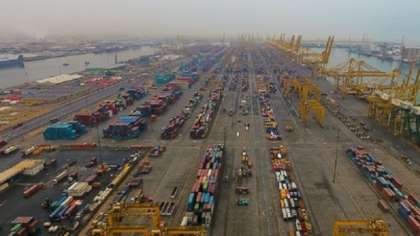شركة "اينوك" تزود مركبات "موانئ دبي العالمية" بتقنية تحديد الهوية بموجات الراديو (RFID) لتزوّد بالوقود شركة "اينوك" تزود مركبات "موانئ دبي العالمية" بتقنية تحديد الهوية بموجات الراديو (RFID) لتزوّد بالوقود