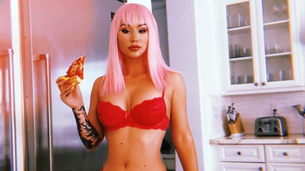 Iggy Azalea wants to become her own boss (Source: thenewclassic / Instagram )  Iggy Azalea wants to become her own boss (Source: thenewclassic / Instagram )