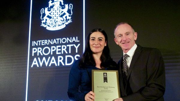 Souzane Abou Eid, Head of Corporate Marketing from Jumeirah Golf Estates, received the award at a gala dinner in London. Souzane Abou Eid, Head of Corporate Marketing from Jumeirah Golf Estates, received the award at a gala dinner in London.