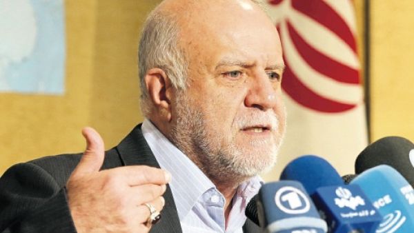 Iranian Oil Minister Bijan Namdar Zanganeh speaks at a press conference in the capital Tehran. (AFP/File)