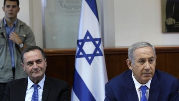 Minister Yisrael Katz and PM Netanyahu (AFP/File Photo)