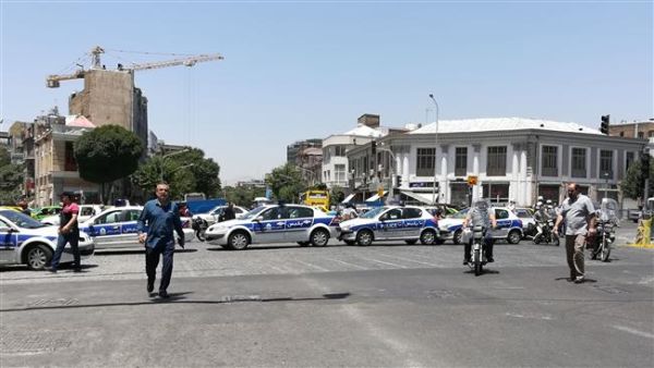 The photo shows the scene outside the Iranian parliament in the capital Tehran on June 7, 2017 during an attack on the complex. (AFP)