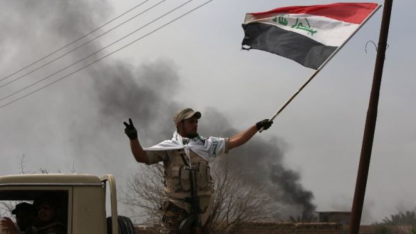 The Iraqi army, Shiite militias and Kurdish Peshmerge have been making slow pushes against Daesh positions in northern Iraq since the extremist group's offensive last summer. (AFP/File)