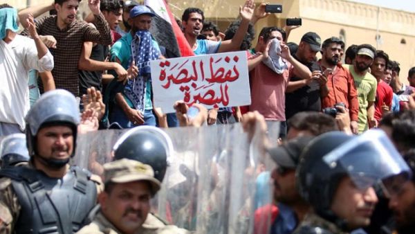 200 protesters gathered at the main entrance of Siba natural gas field on Monday, police and energy sources said, following a week of unrest over poor services. (AFP)