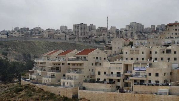 قانون أردني صدر عام 1953، يمنع شراء الأراضي في الضفة الغربية لمن لا يحملون الجنسية الأردنية