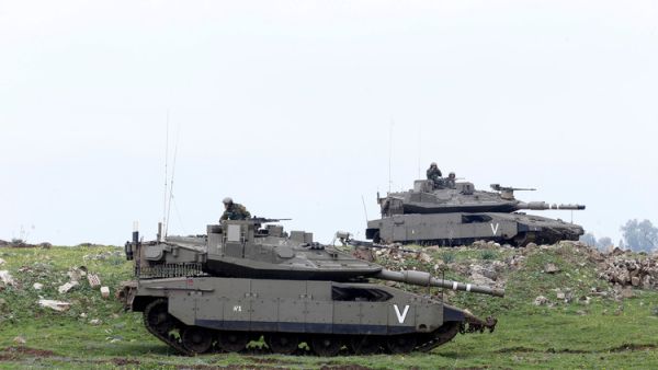 دبابتان لجيش الاحتلال في هضبة الجولان