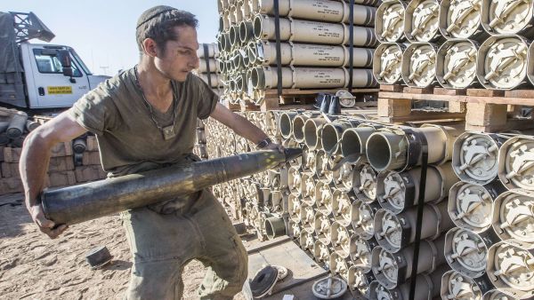 Human rights groups criticized the UK for approving arms contracts worth £4 million to Israel following last year's Gaza war. (AFP/File) 