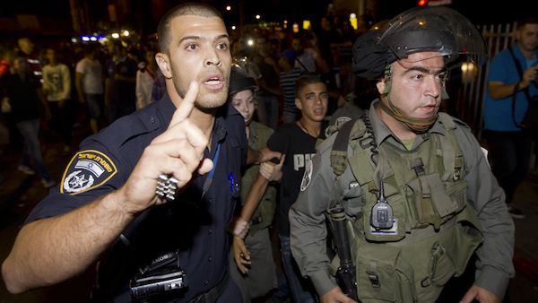 66% من الجنود بغالبية الموقع العسكرية  ، يعتمدون على الطعام من خارج المواقع