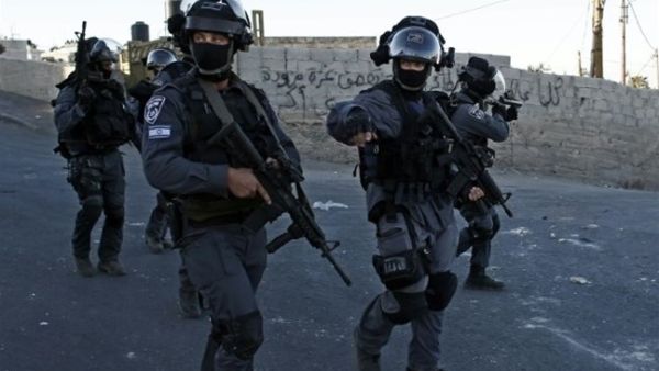 Israeli forces patrol a street in a Palestinian neighborhood in East Jerusalem. (AFP/File)