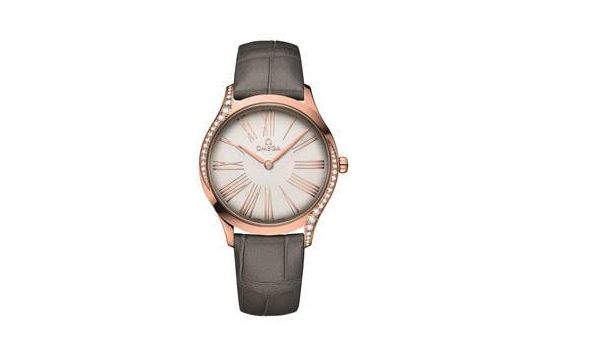 OMEGA is proud to introduce the new De Ville Trésor, a collection offered in a diverse range of materials and colours. OMEGA is proud to introduce the new De Ville Trésor, a collection offered in a diverse range of materials and colours.
