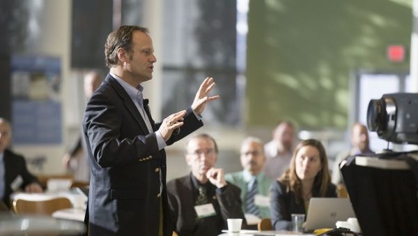 The fear of public speaking is one of the most common fears, but its also a very important skill to master. (Pixabay)