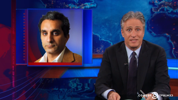 Photo taken from a Daily Show broadcast in which Jon Stewart defends Bassem Youssef from charges against insulting president Morsi and religion. (Albawaba)