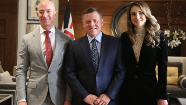 King Abdullah's talks with Bezos also addressed the future plans of Amazon.com, as well as the ability of Jordan, as a regional ICT hub, to attract investments in this sector. (Twiiter/Royal Hashemite Court of Jordan)