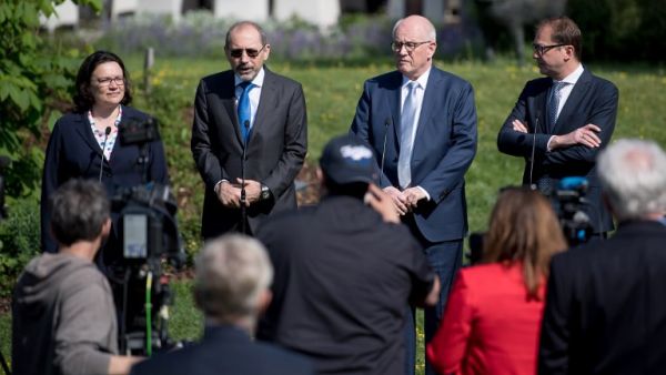 The party leader and parliamentary group leader of the social democratic SPD Andrea Nahles, Jordan's Foreign Minister Ayman Safadi (AFP/File Photo)