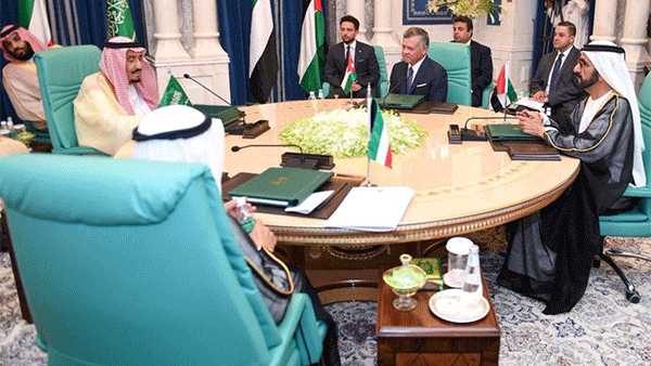 Saudi King Salman and Jordan's King Abdullah (r) attend Mecca Summit, June 11, 2018. (AFP/ Photo Yousef Allan