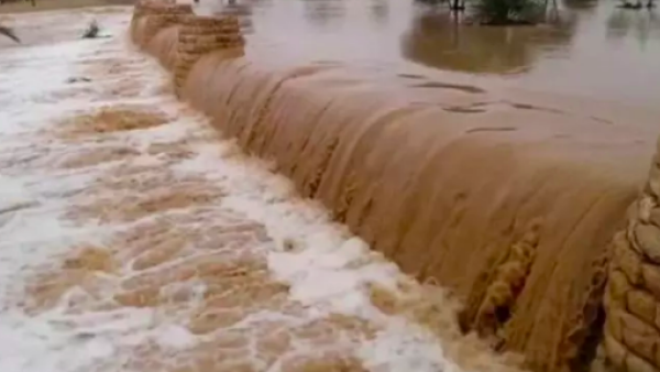 Flash floods in Jordan (Twitter) 