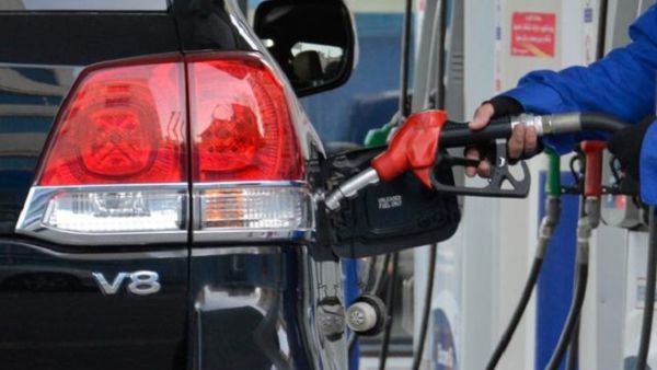 The government stressed its commitment to an ‘open’ and ‘transparent’ approach under which citizens have the right to access information as the coming days will reveal the fuel pricing mechanism with full details. (Jordan Times)