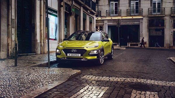 The KONA is envisioned as the perfect companion for an active urban lifestyle. The KONA is envisioned as the perfect companion for an active urban lifestyle.
