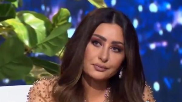الفنانة لطيفة التونسية 