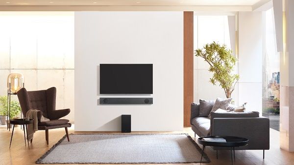 LG SL9YG Soundbar in the home.