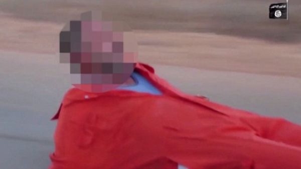 داعش يستخدم طريقة اعدام وحشية جديدة في مدينة درنة الليبية