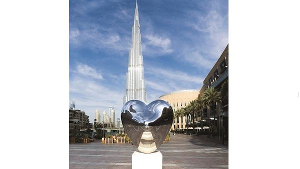تحفة فنية جديدة من النحات البريطاني الشهير ريتشارد هادسن. تحفة فنية جديدة من النحات البريطاني الشهير ريتشارد هادسن.