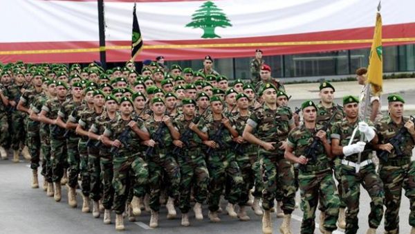 The retirement delay would keep Commando Regiment Chief Brig. Gen. Chamel Roukoz in his post. (AFP/File)
