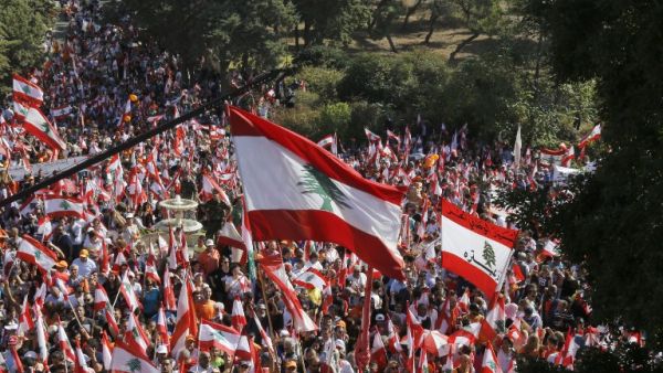 Government employees and public and private school teachers have routinely protested for increased benefits and full employment. (File photo)