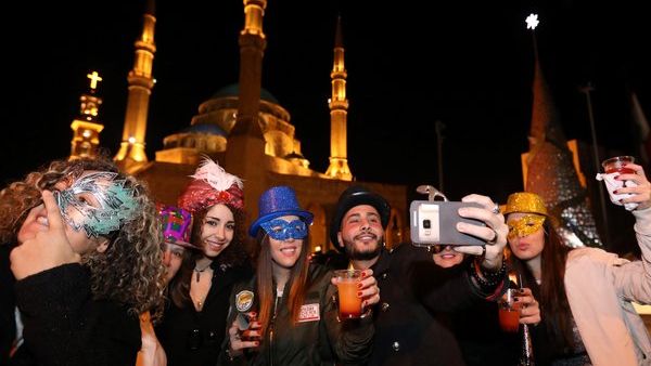 Hotels are hoping that President Michel Aoun will visit Gulf countries very soon to encourage them to lift the travel ban they imposed on Lebanon earlier this year. (AFP/Anwar Amro)