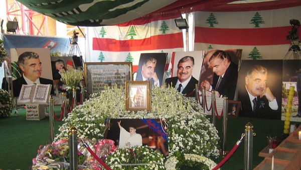 Memorial shrine to Rafik Hariri (Wikipedia)