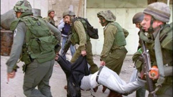 وحشية الأسر في كتاب " الأسرى السياسيون الفلسطينيون في إسرائيل"