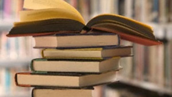 توقيع كتاب "التصوف والتفكيك درس مقارن بين ابن عربى ودريدا" في معرض الكتاب  