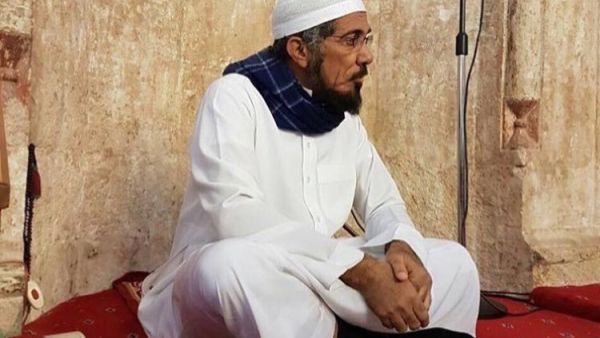Salman Odeh is a Sunni cleric who was known for his views that do not match the government's ones. He was prisoned several times before. (Image from Twitter)