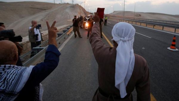 The shacks were raised in protest of the controversial demolition of the West Bank Bedouin village (Twitter)