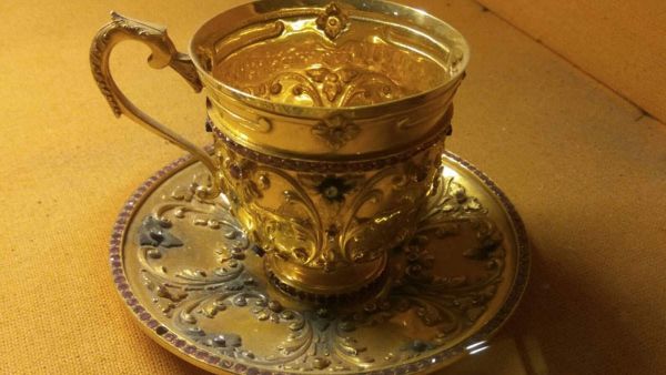 Nizam’s gold tiffin box, teacup stolen from museum in Hyderabad  (Twitter)