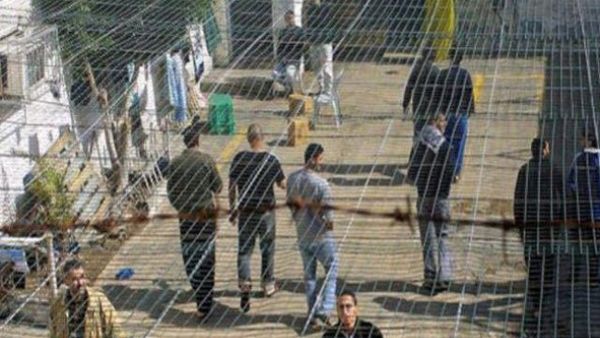 Palestinian prisoners continue their open ended hunger strike  (Twitter)