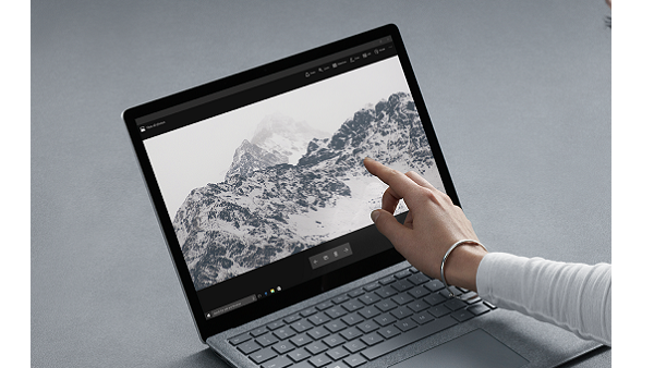 Surface Laptop. Surface Laptop.