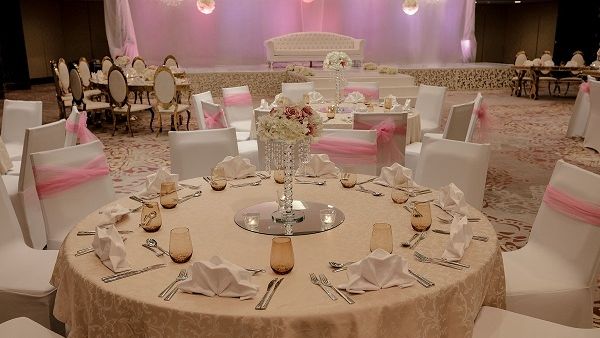 Marriott AUH Wedding Grand Ballroom Details. Marriott AUH Wedding Grand Ballroom Details.