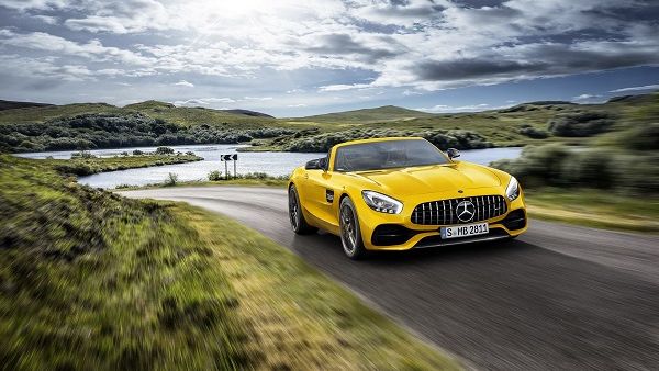 Mercedes-AMG is extending its sports car portfolio with the new AMG GT S Roadster Mercedes-AMG is extending its sports car portfolio with the new AMG GT S Roadster