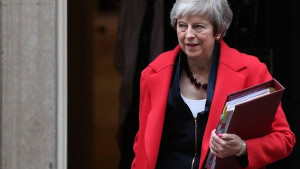 Britain's Prime Minister Theresa May leaves 10 Downing Street in London on November 28, 2018 ahead of the weekly Prime Minister's Questions (PMQs) session in the House of Commons. (Daniel LEAL-OLIVAS / AFP)
