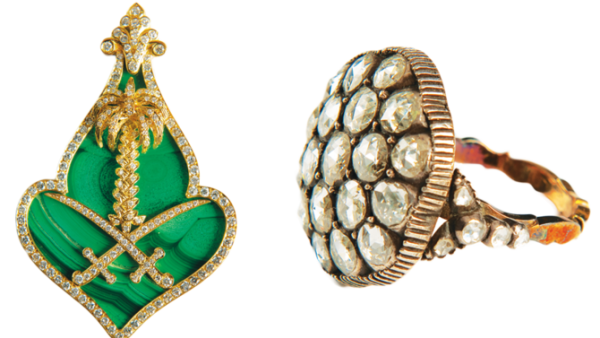 Two royal items in the exhibition: (left) A malachite, gold and diamond brooch gifted to Princess Ceeta Al-Dammer, wife of the late King Khalid; and a diamond ring belonging to one of King Abdul Aziz’s daughters. (Arab News) Two royal items in the exhibition: (left) A malachite, gold and diamond brooch gifted to Princess Ceeta Al-Dammer, wife of the late King Khalid; and a diamond ring belonging to one of King Abdul Aziz’s daughters. (Arab News)