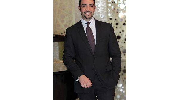 محمد لبان، مدير عام الفندق