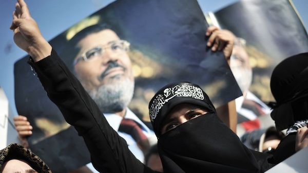 تحفظ رئيس هيئة الدفاع عن "مرسي" عن ذكر تفاصيل ما دار في الزيارة


